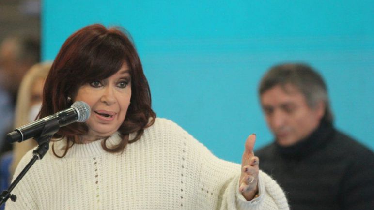 Cristina: "La pandemia va a pasar y tendremos que hacernos cargo del muerto que nos dejaron"
